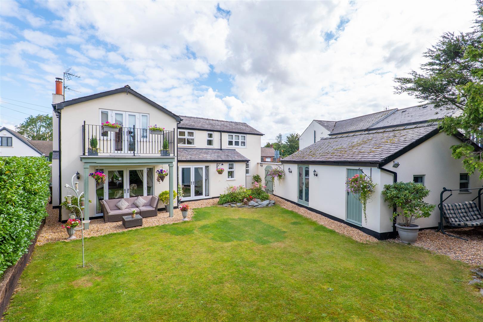 3 bed property in The Gravel, Preston